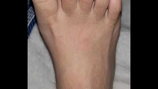 新鮮なPetite Feet Cumshotベスト動画