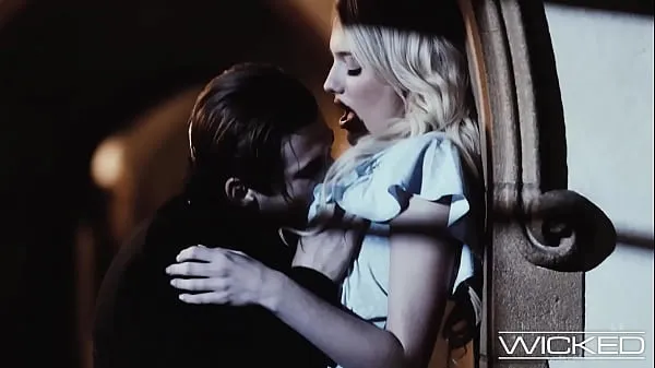Wicked - Blonde Inn Keeper Babe Fucked Hard By A Mysterious Stranger Video terbaik baharu