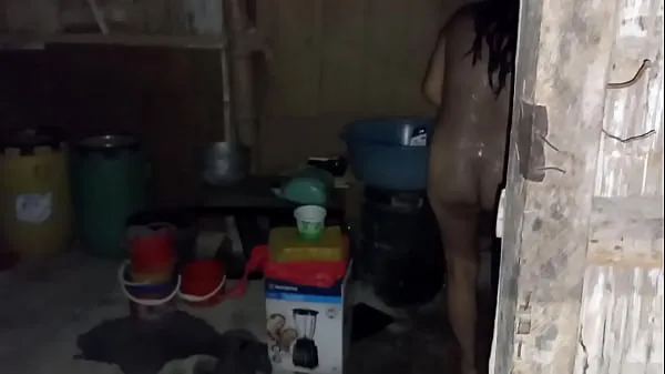 I HAD A FANTASY OF ENTERING AN ABANDONED HOUSE AND BATHING NAKED IN THE DARK. REAL HOMEMADE PORN IN ABANDONED HOUSE. I FELT A LOT OF ADRENALINE THINKING THAT AT ANY MOMENT THE OWNERS OF THE HOUSE COULD ARRIVE AND SEE ME NAKED Video hay nhất mới