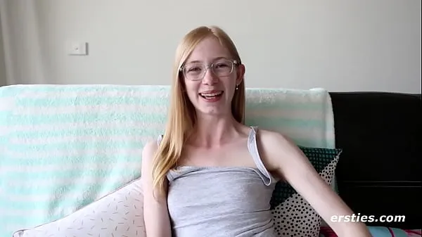 Ersties: Cute Blonde Girl Fingers Her Wet Pussy Video terbaik baharu