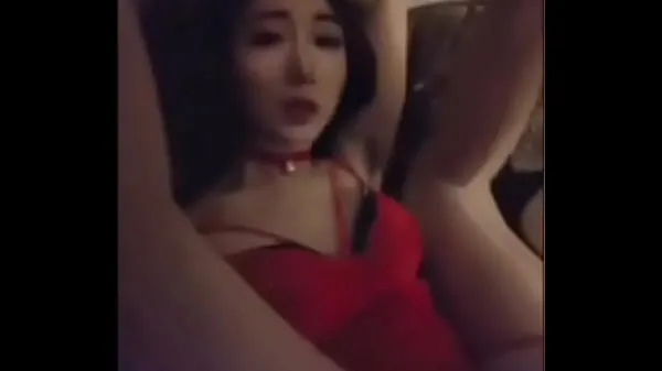 Ferske TS Hot Your favorite shemale Xiao Qiao wears high socks and has sex with local tyrants beste videoer