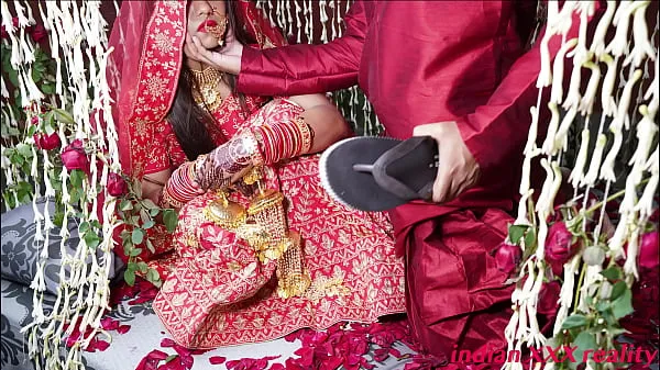 Friske Indian marriage honeymoon XXX in hindi bedste videoer