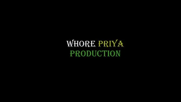 Nya Caught Priya's thick nipples in hand and pressed them! B13 bästa videoklipp