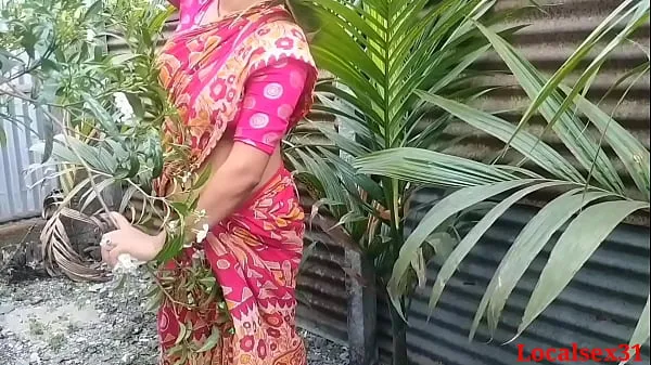 Ferske Bengali Desi Bhabhi Outdoor Chudai Devar Ke Saath red Saree main (Official Video By Localsex31 beste videoer