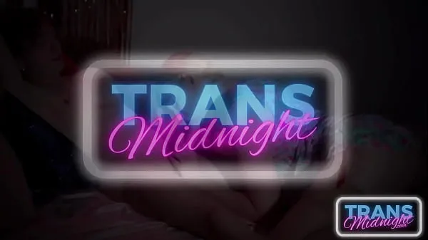 Friske Hot Blonde Trans Sophia Bun Hungers For Bareback bedste videoer
