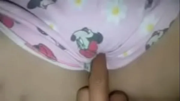 Fresh Spreading the beautiful girl's pussy, giving her a cock to suck until the cum filled her mouth, then still pushing the cock into her clitoris, fucking her pussy with loud moans, making her extremely aroused, she masturbated twice and cummed a lot best Videos