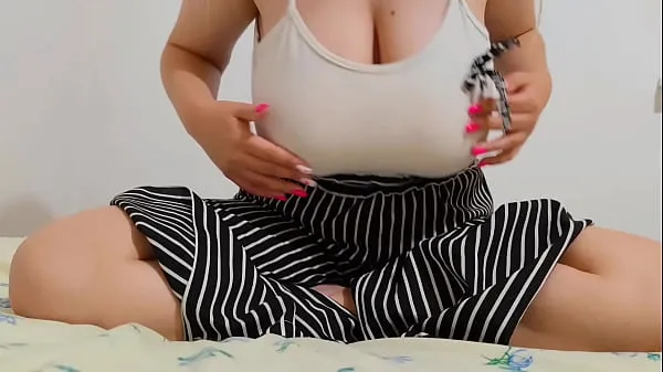 ใหม่ Busty hottie decided to play with her big tits when no one was home - Luxury Orgasm วิดีโอที่ดีที่สุด