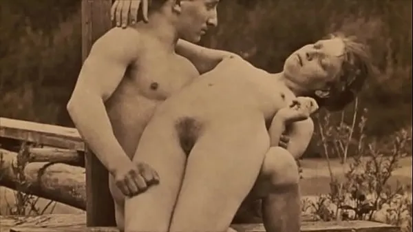 新鲜Two Centuries of Vintage Pornography最好的视频