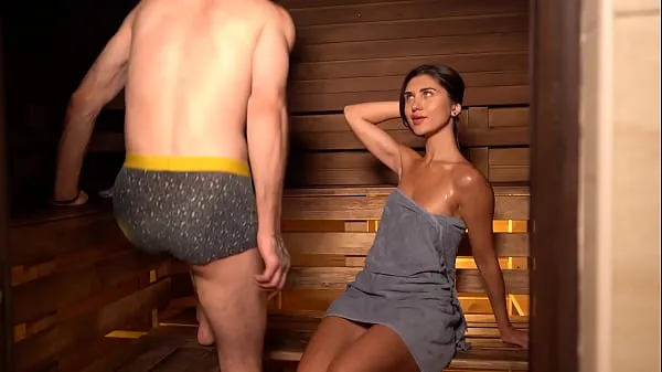 Φρέσκα It was already hot in the bathhouse, but then a stranger came in καλύτερα βίντεο