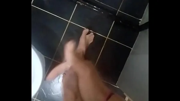 Nya Jerking off in the bathroom of my house bästa videoklipp