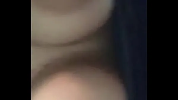新鲜Tits最好的视频