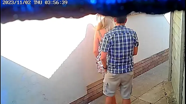 Nuovi Daring couple caught fucking in public on cctv cameravideo migliori
