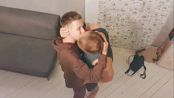 Nové Mature man meets a twink guest at home and fucks him in all corners najlepšie videá