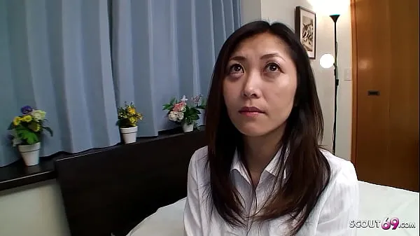 ใหม่ Japanese Mature Step Mom seduce to Fuck and Creampie in Uncensored JAV Porn วิดีโอที่ดีที่สุด