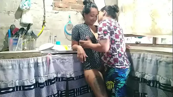Since my husband is not in town, I call my best friend for wild lesbian sex Video terbaik baharu