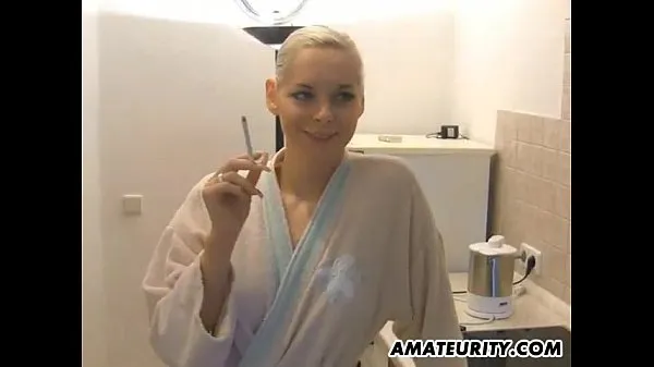 Nieuwe Amateur girlfriend sucks and fucks in the kitchen beste video's